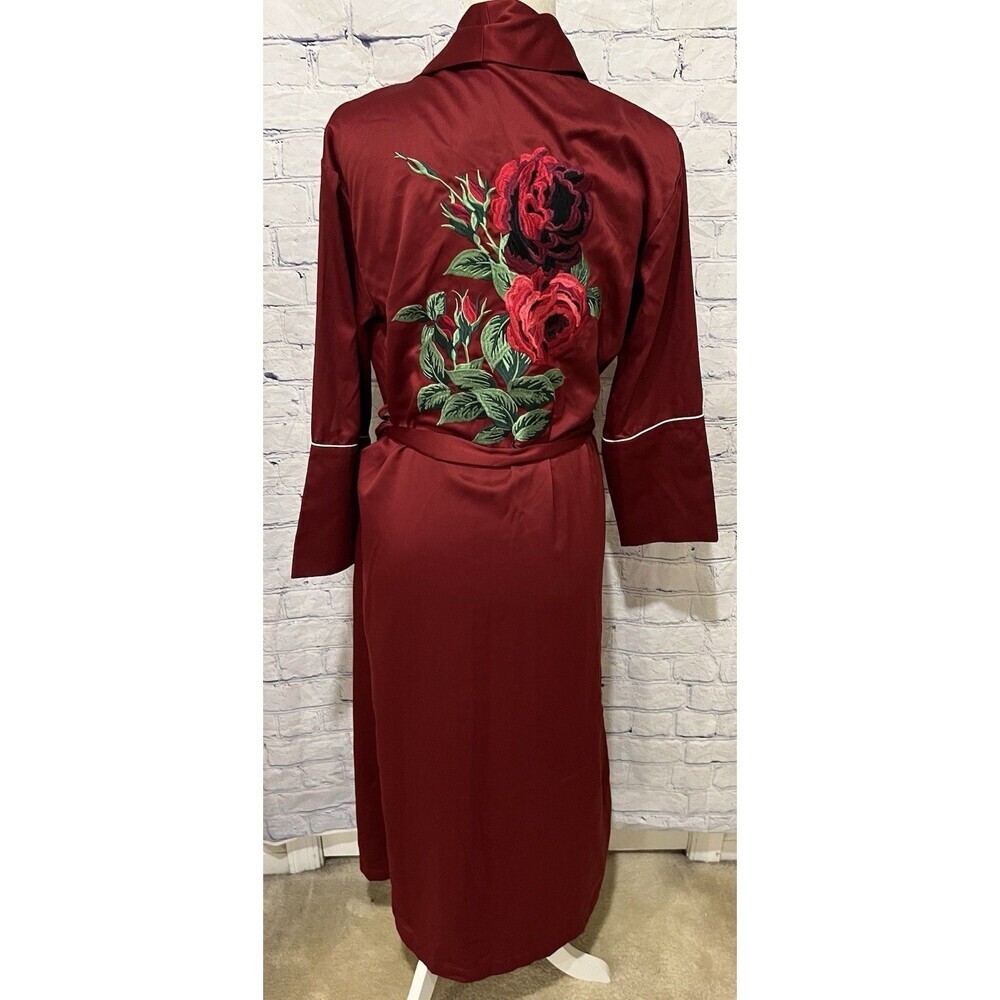 Bed To Brunch Maroon Satin Long Robe Embroidered Rose Size XS - Picture 3 of 7